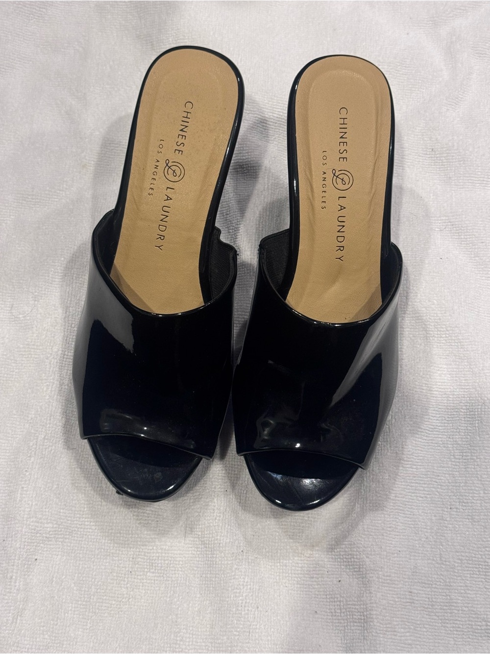 Chinese Laundry Black Patent Open-Toe Slide Mules